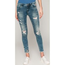 Only - Jeansy Kendell. Niebieskie rurki damskie marki ONLY, z elastanu. W wyprzedaży za 139,90 zł.