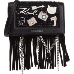 Torebka KARL LAGERFELD - Klassik Pins Crossbody 86KW3022 Black. Czarne listonoszki damskie KARL LAGERFELD, z materiału. Za 1339,00 zł.