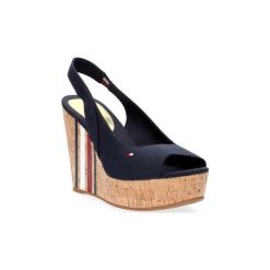 Chodaki Tommy Hilfiger FW0FW03839 WEDGE SANSAL. Niebieskie klapki damskie TOMMY HILFIGER, bez wzorów, bez obcasa. Za 251,73 zł.