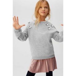 Mango Kids - Bluza dziecięca Eva 116-164 cm. Szare bluzy dziewczęce z aplikacjami, z elastanu. W wyprzedaży za 59,90 zł.