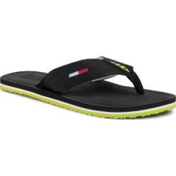 Japonki TOMMY JEANS - Comfort Footbed Beach Sandal EM0EM00434 Black BDS. Czarne klapki męskie Tommy Jeans, z jeansu, bez zapięcia. W wyprzedaży za 109,00 zł.
