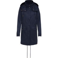 Parki damskie: Parka "Amber" w kolorze granatowym