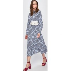 Vero Moda - Sukienka. Niebieskie sukienki damskie Vero Moda, na co dzień, s, bez wzorów, z poliesteru, casualowe, z okrągłym kołnierzem, z długim rękawem, długie, midi, rozkloszowane. W wyprzedaży za 99,90 zł.