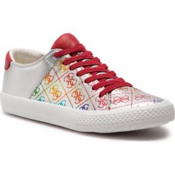 Tenisówki GUESS - Lara FJ5LAR FAL12 RED. Szare półbuty damskie Guess, na co dzień, z aplikacjami, z gumy, bez obcasa, na płaskiej podeszwie, bez zapięcia. W wyprzedaży za 179,00 zł.