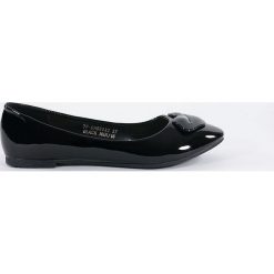 BALERINY DAMSKIE HAK 86032 CZA. Baleriny damskie HAKER, bez wzorów, ze skóry, bez obcasa. Za 36,99 zł.