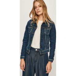 Pepe Jeans - Kurtka jeansowa. Niebieskie kurtki damskie Pepe Jeans, s, bez wzorów, z elastanu, krótkie. Za 479,90 zł.