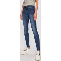 G-Star Raw - Jeansy Lynn. Niebieskie jeansy damskie G-Star RAW, m. W wyprzedaży za 379,90 zł.