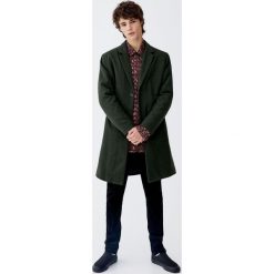 Koszula z etnicznym wzorem. Czerwone koszule męskie Pull&Bear, m, bez wzorów, bez kołnierzyka, z długim rękawem. Za 99,90 zł.