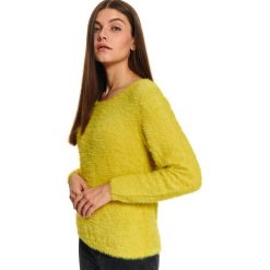 Sweter z okrągłym dekoltem. Żółte swetry damskie Top Secret, na zimę, bez wzorów, z dzianiny, eleganckie, z długim rękawem, długie, bez kaptura. Za 89,99 zł.