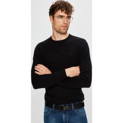 Wrangler - Sweter. Czarne swetry klasyczne męskie Wrangler, l, z bawełny, z okrągłym kołnierzem. Za 199,90 zł.