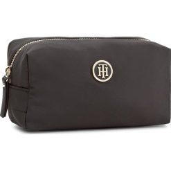 Kosmetyczki męskie: Kosmetyczka TOMMY HILFIGER – Chic Nylon Wahbag AW0AW05068 002