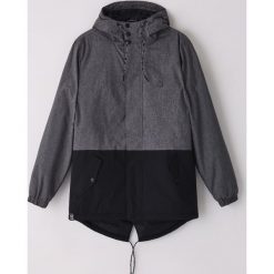 Sportowa parka z kapturem -. Parki męskie Cropp, s, bez wzorów, sportowe, z kapturem. Za 169,99 zł.