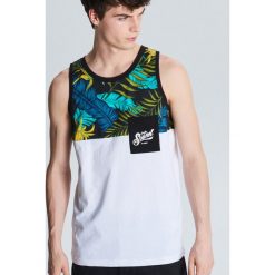 Tank top z kieszenią - Biały. Białe t-shirty męskie Cropp, s, bez wzorów, bez kołnierzyka. Za 39,99 zł.