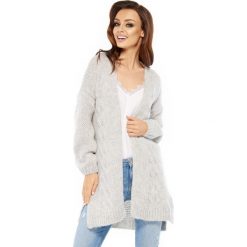 Sweter kardigan z splotem ls211. Szare swetry damskie marki Lemoniade, bez wzorów, ze splotem, bez rękawów, bez kaptura. W wyprzedaży za 129,00 zł.