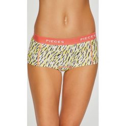 Pieces - Figi. Czarne figi damskie Pieces, xs, z bawełny. W wyprzedaży za 24,90 zł.