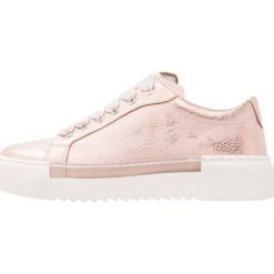 Trampki damskie slip on: Bronx Tenisówki i Trampki nude