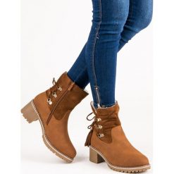 BOTKI CASUAL. Szare botki damskie marki SEASTAR, casualowe, bez obcasa, bez zapięcia. Za 91,80 zł.