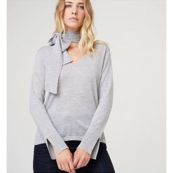 Sweter w kolorze jasnoszarym. Szare swetry damskie Rodier, bez wzorów, z wełny, klasyczne, bez rękawów, bez kaptura. W wyprzedaży za 164,95 zł.