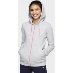 Bluza damska. Bluzy damskie 4f, bez wzorów, z dzianiny, bez rękawów, z kapturem. W wyprzedaży za 139,99 zł.
