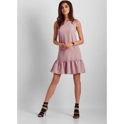 Różowa Mini Sukienka z Falbanką. Różowe sukienki dziewczęce Molly.pl, w paski, biznesowe, bez rękawów, mini, trapezowe. Za 174,90 zł.
