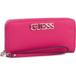 Duży Portfel Damski GUESS - Uptown Chic (Vg) Slg SWVG73 01460 FUCHSIA. Różowe portfele damskie Guess, z aplikacjami, ze skóry ekologicznej. Za 279,00 zł.