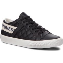 Tenisówki GUESS - FJCOR4 ELE12 BKBK. Czarne półbuty damskie Guess, na co dzień, z aplikacjami, z gumy, bez obcasa, na płaskiej podeszwie, bez zapięcia. W wyprzedaży za 189,00 zł.