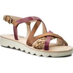 Sandały PIKOLINOS - W5T-0514 Orchid. Pomarańczowe klapki damskie Pikolinos, bez wzorów, ze skóry, bez obcasa. W wyprzedaży za 259,00 zł.
