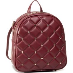 Plecak MONNARI - BAG3890-005 Burgundy. Czerwone plecaki damskie Monnari, bez wzorów, ze skóry ekologicznej, klasyczne. W wyprzedaży za 209,00 zł.