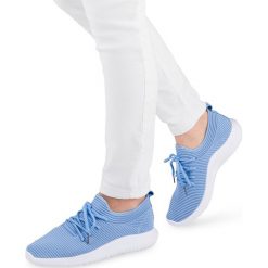 Buty sportowe damskie N/M BK-91 Niebieskie. Niebieskie buty sportowe damskie N/M, bez wzorów, z gumy, sportowe, trekkingowe. Za 39,00 zł.