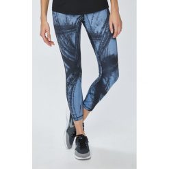 Reebok - Legginsy. Niebieskie spodnie damskie Reebok, s, z elastanu. W wyprzedaży za 169,90 zł.