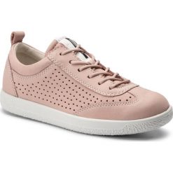 Półbuty ECCO - Soft 1 Ladies 40053302118 Rose Dust. Różowe półbuty damskie ecco, na co dzień, bez wzorów, ze skóry, bez obcasa, na płaskiej podeszwie, bez zapięcia. W wyprzedaży za 399,00 zł.