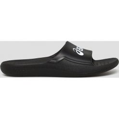 Asics Tiger - Klapki. Czarne kapcie męskie Asics Tiger, bez wzorów, z gumy. Za 84,90 zł.