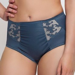 Wyszczuplające figi Alexandra Blue. Niebieskie majtki damskie wyszczuplające NIKOL DJUMON, bez wzorów, z bawełny. Za 67,99 zł.