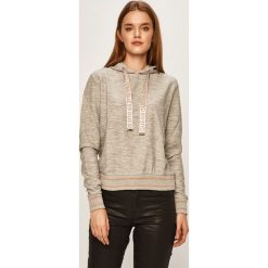Guess Jeans - Bluza. Szare bluzy damskie Guess Jeans, s, z aplikacjami, z poliesteru, bez rękawów, z kapturem. W wyprzedaży za 219,90 zł.