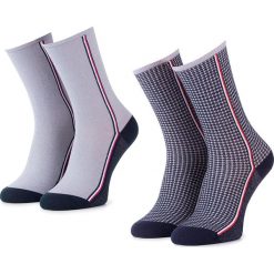 Zestaw 2 par wysokich skarpet damskich TOMMY HILFIGER - 493016001 Navy 321. Niebieskie skarpetki damskie TOMMY HILFIGER, bez wzorów, z elastanu. Za 54,99 zł.
