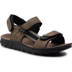 Sandały LANETTI - MS17009-1 Khaki 1. Pomarańczowe klapki męskie Lanetti, bez wzorów, ze skóry ekologicznej. Za 79,99 zł.