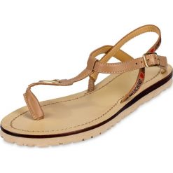 Sandały i Klapki Love Moschino. Żółte klapki damskie Love Moschino, bez wzorów, z materiału, bez obcasa. Za 660,00 zł.