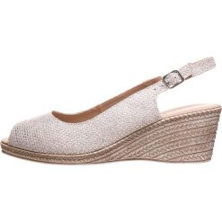 Buty ślubne damskie: Skórzane czółenka w kolorze beżowym