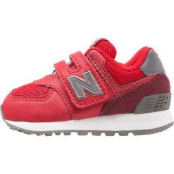 New Balance IV574 Tenisówki i Trampki red. Szare trampki chłopięce marki New Balance, na lato, z materiału. Za 229,00 zł.