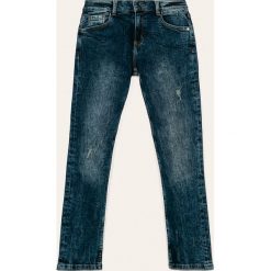 Guess Jeans - Jeansy dziecięce Stas 118-175 cm. Niebieskie spodnie chłopięce Guess Jeans, z aplikacjami, z elastanu. Za 219,90 zł.