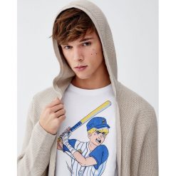 Dzianinowy kardigan bez zapięcia z kapturem. Brązowe kardigany męskie Pull&Bear, m, bez wzorów, z dzianiny. Za 109,00 zł.