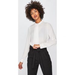 Vero Moda - Koszula. Białe bluzki damskie Vero Moda, na co dzień, s, bez wzorów, z poliesteru, casualowe, ze stójką, z długim rękawem. W wyprzedaży za 69,90 zł.