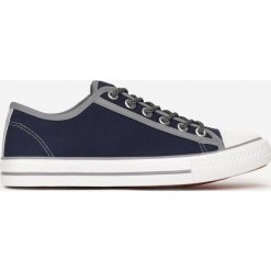 Granatowe Trampki Nautive. Niebieskie trampki męskie Born2be, bez wzorów, bez zapięcia. W wyprzedaży za 59,99 zł.