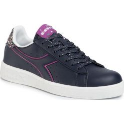 Sneakersy DIADORA - Game P Wn 101.175063 01 60063 Blue Corsair. Niebieskie półbuty damskie Diadora, bez wzorów, ze skóry ekologicznej, bez obcasa, bez zapięcia. W wyprzedaży za 169,00 zł.