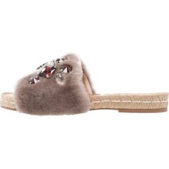 Klapki damskie: Helia Klapki taupe