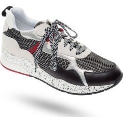 SNEAKERSY liu jo. Szare sneakersy damskie Liu Jo, ze skóry. Za 551,20 zł.