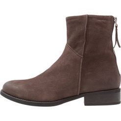 Buty zimowe damskie: Vagabond CARY Botki java