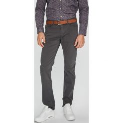 S. Oliver - Jeansy. Szare jeansy męskie regular S.Oliver. Za 219,90 zł.