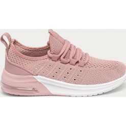 Answear Lab - Buty. Różowe buty sportowe damskie Answear Lab, bez wzorów, z gumy, sportowe. Za 129,90 zł.