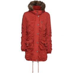 Płaszcz zimowy bonprix czerwony karminowy. Czerwone kurtki damskie bonprix, na zimę, bez wzorów. Za 249,99 zł.